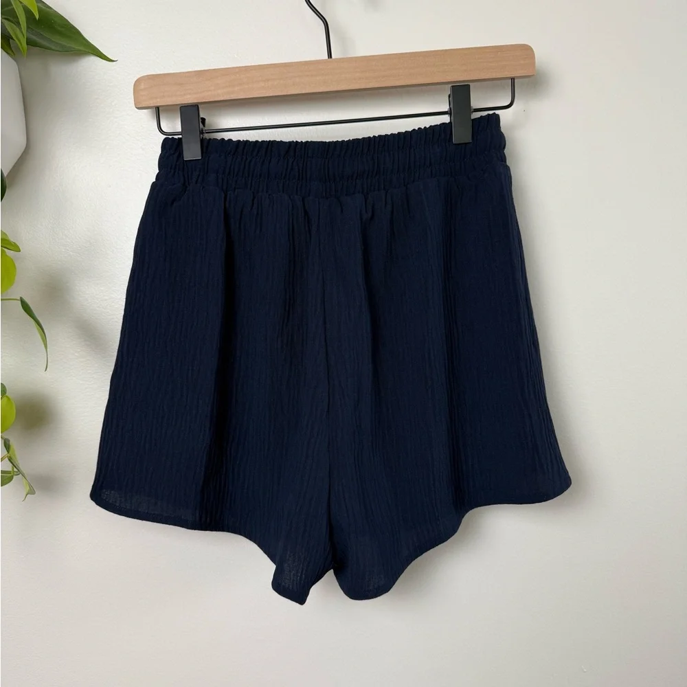 Petal + Pup Navy Blue Crinkle Gauze Shorts Elastic Waist Drawstring Size S - Picture 3 of 6
